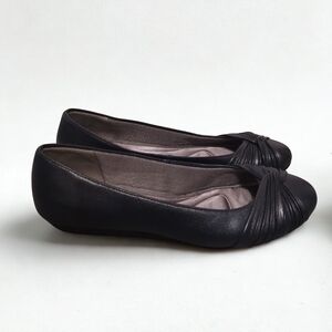 Life Stride Flats Women's Size 6.5
